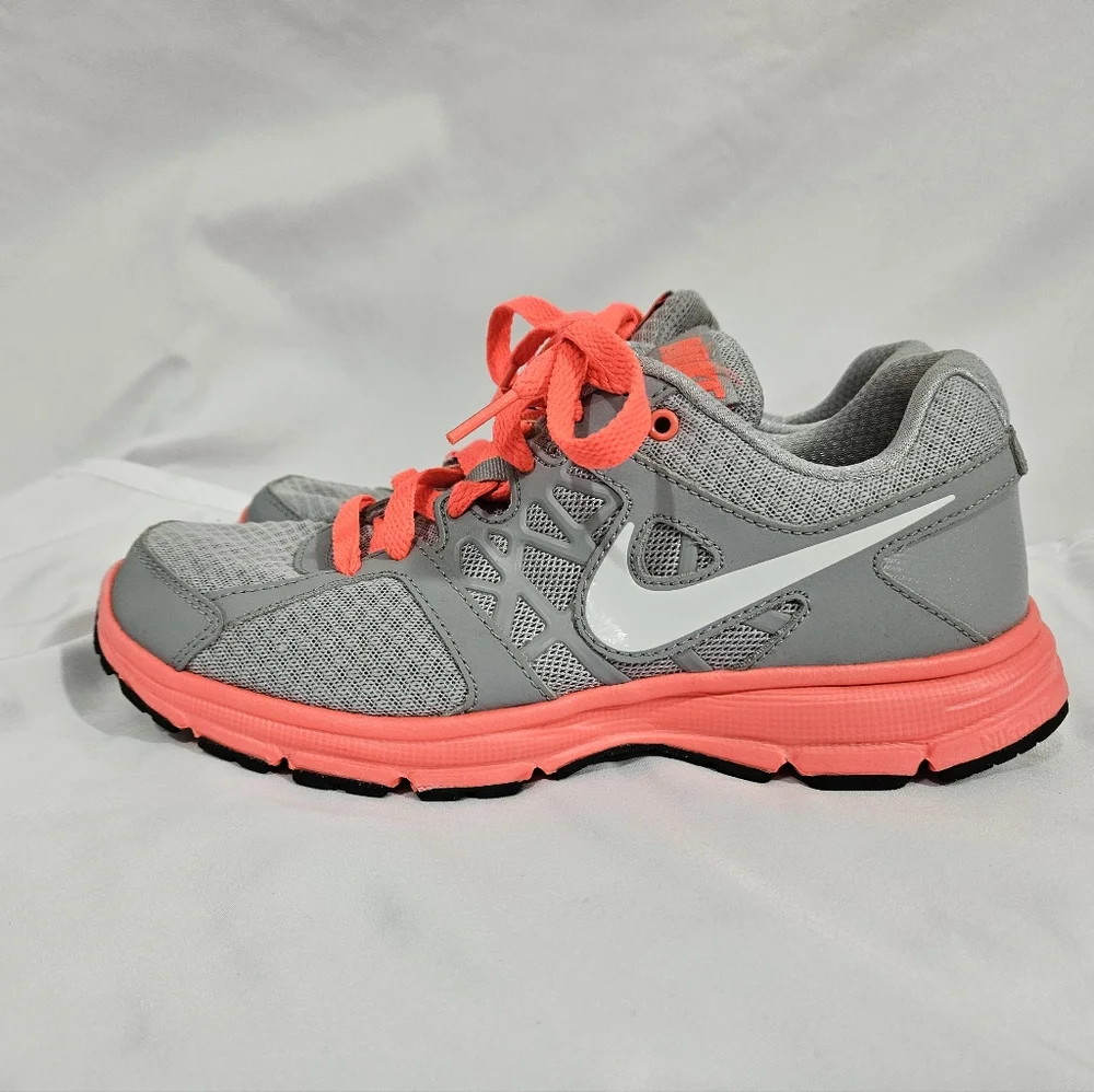 Nike neon pink and grey athletic shoes women's size 7.5